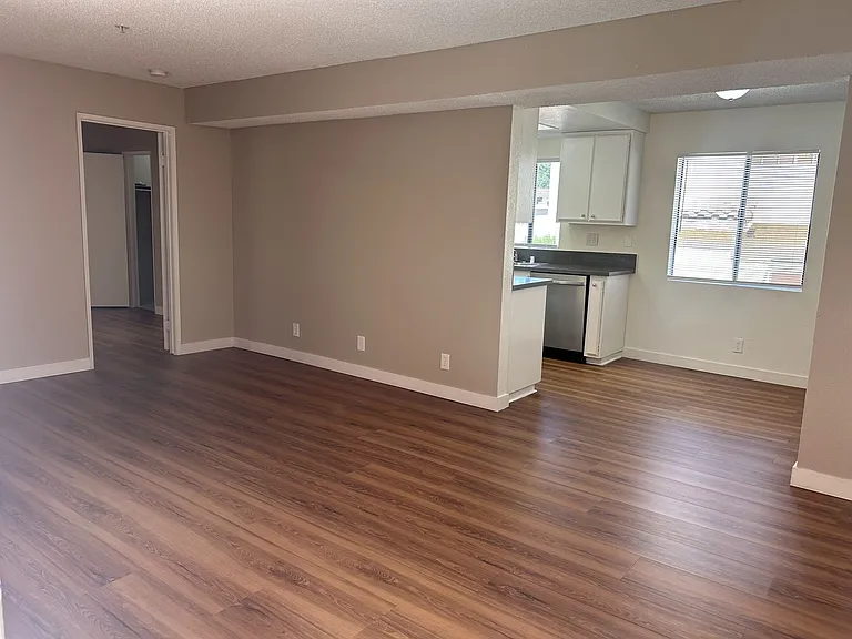 120 N Atlantic Blvd — Photo 4