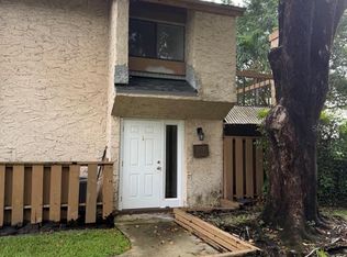 191 Wimbledon Lake Dr, Fort Lauderdale, FL 33324