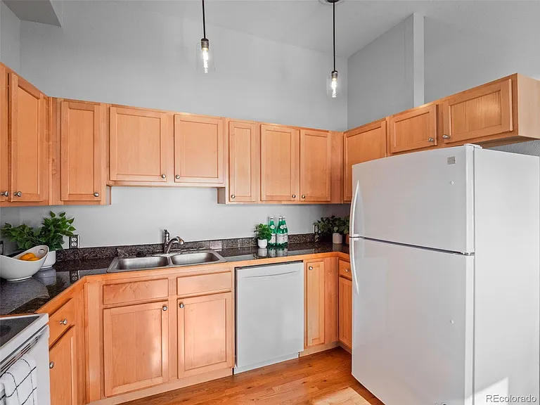 70 W 6th Ave #107A — Photo 16