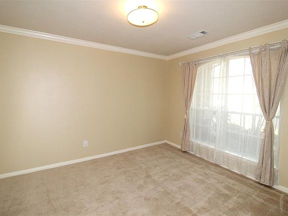 5th image of 1038 Hayden Creek Dr