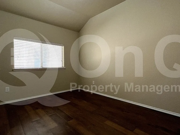 233 Niagara Falls Dr — Photo 18