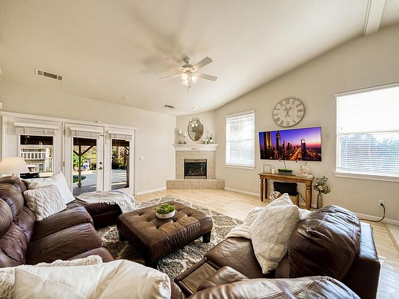 4th image of 8841 Olney Park Dr