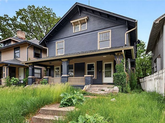 2nd image of 822 Harvard Blvd