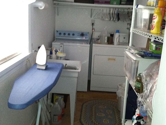  Laundry/Storage