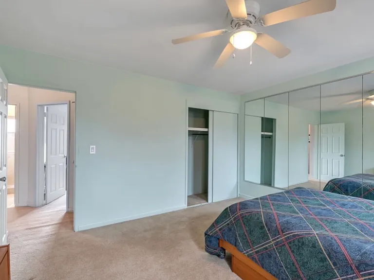 420 Park Pl #5C — Photo 7