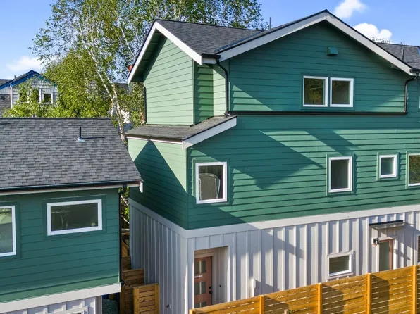 3209 60th Avenue SW, Seattle, WA 98116