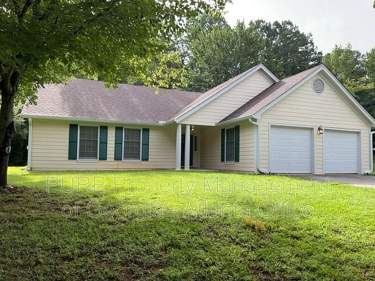 1195 Parkwood Chase NW — Photo 1