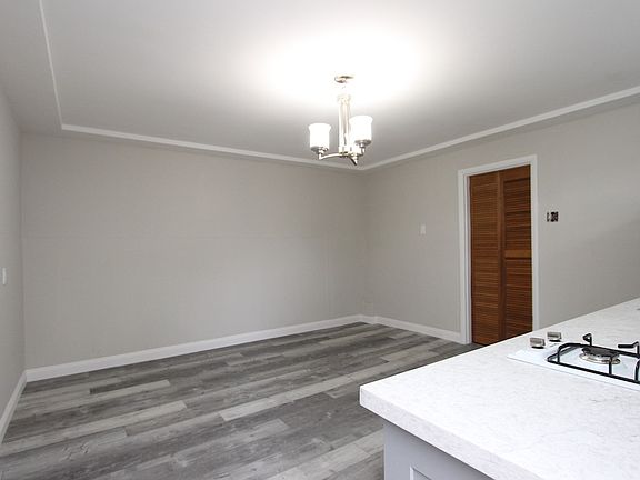 3rd image of 257 Acacia Ave #A
