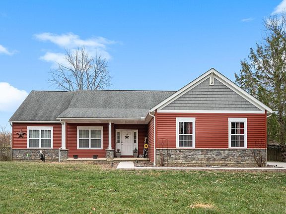 2nd image of 2961 Warrensburg Rd