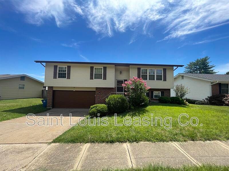 1st image of 12054 Trampe Heights Ln