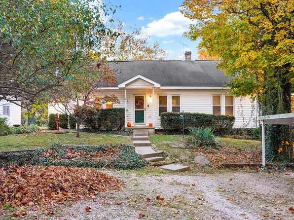 1002 NE Main St, Paoli, IN 47454