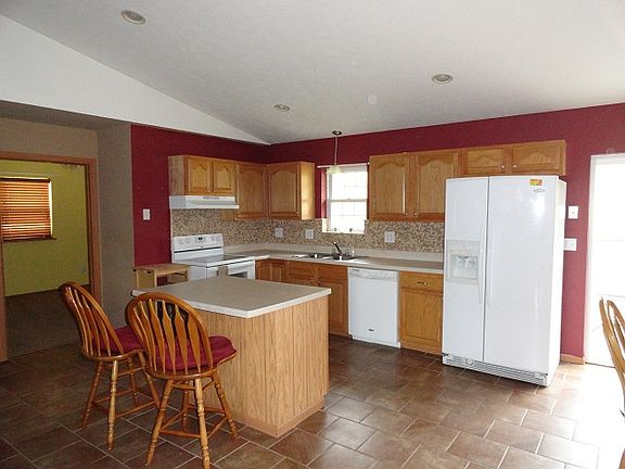 2nd image of 313 Blossom Ave