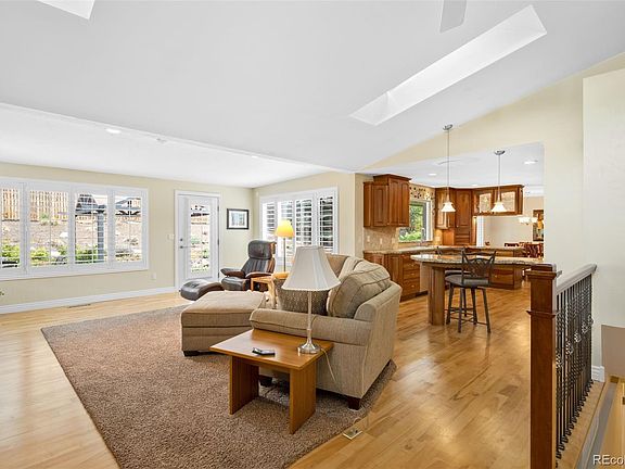 5th image of 6832 Garland Street
