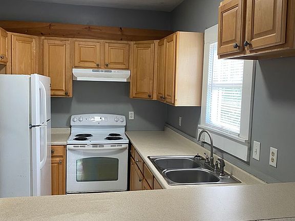 3rd image of 1237-1241 N Adams St