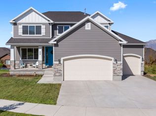 238 W Rosewood Dr, Saratoga Springs, UT 84045