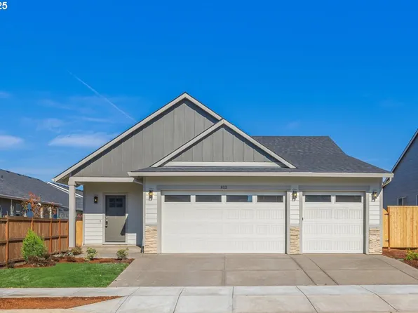 822 E Wilson St, Carlton, OR 97111