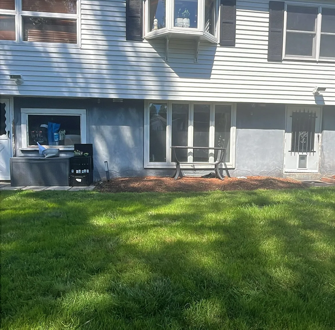 3 bed, 2.0 bath, 1500 sqft, $3,800 — Photo 1