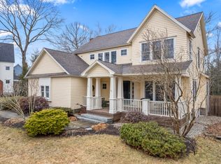 21 Cross Hill Rd, Cape Elizabeth, ME 04107