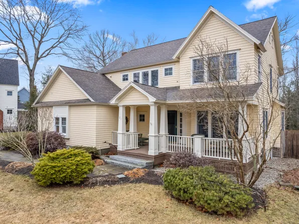 21 Cross Hill Road, Cape Elizabeth, ME 04107