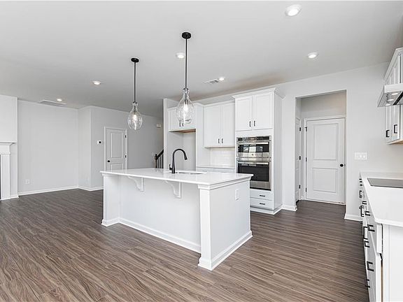 7th image of this home