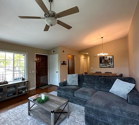 3rd image of 4145 Porte De Merano Unit 129