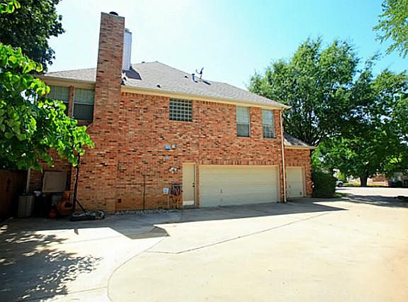 5th image of 3369 Pecan Hollow Ct