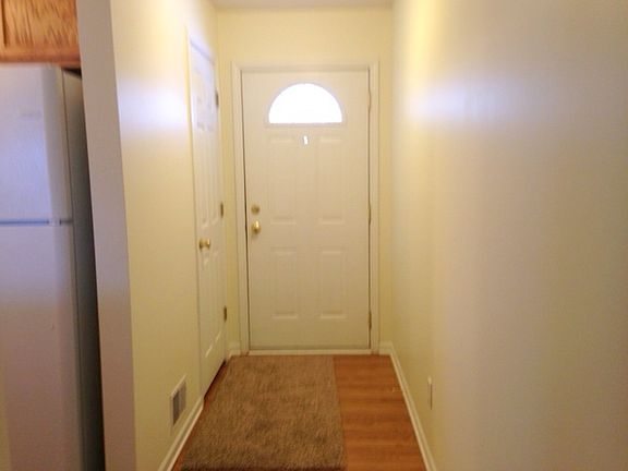 3rd image of 615 Julian Ave