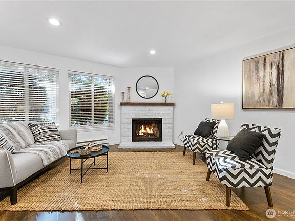 3rd image of 1555 Union Avenue NE #39