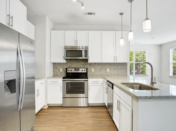 6101 Ardrey Kell Rd #10-10101