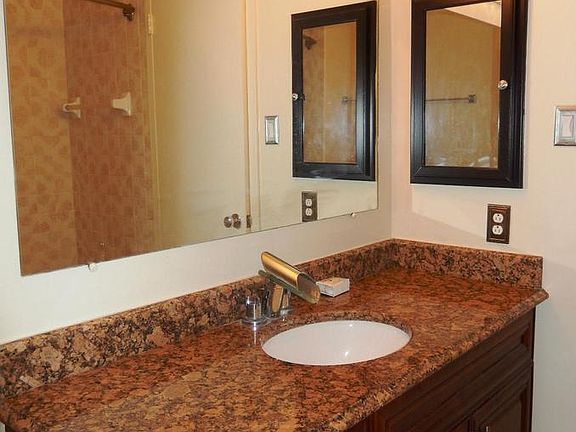 5th image of 3705 S George Mason Dr APT 209S