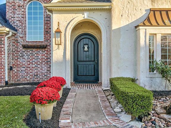4th image of 3926 Pleasant Hill Ct