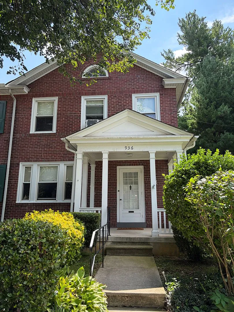 Beautiful Single Family Home in Wyomissing! — Photo 1