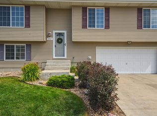 2452 Beaver Dr, Gillette, WY 82718