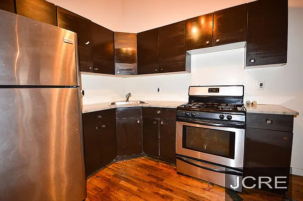 Rented by Jeremy C LLC | media 22