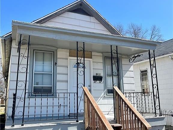 2nd image of 905 S 22nd St