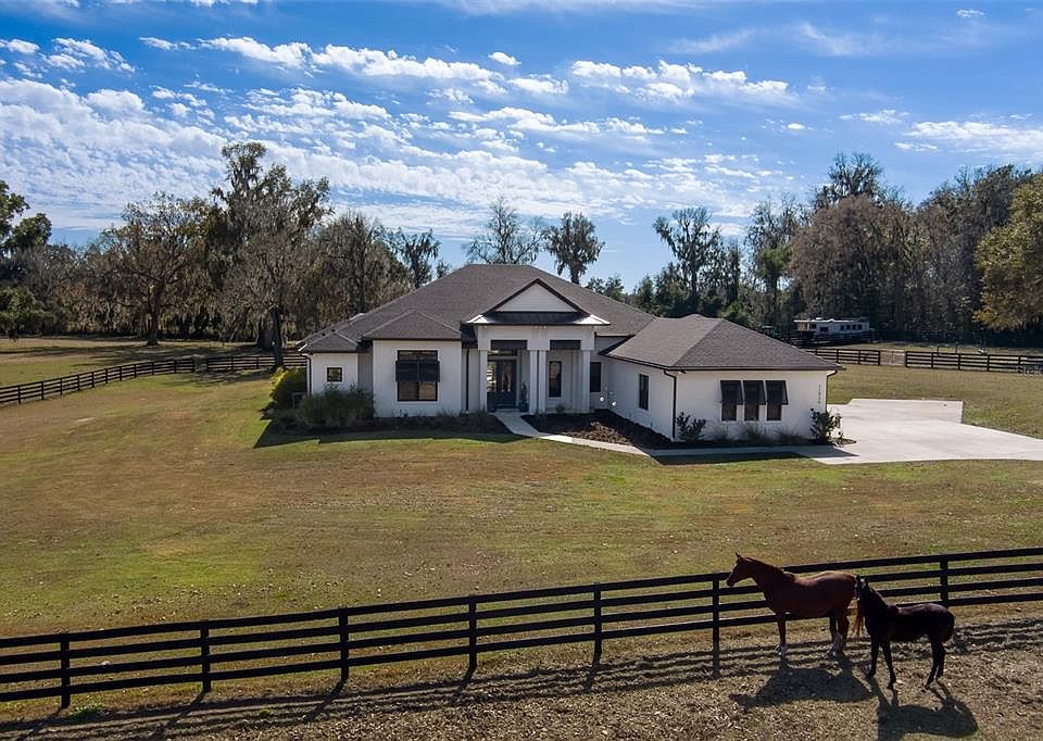 1st image of 11920 SE 22nd Avenue Rd