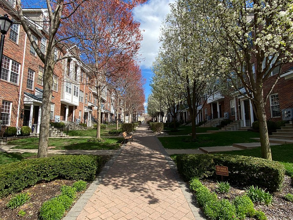 1st image of 34 Brewerytown Ct