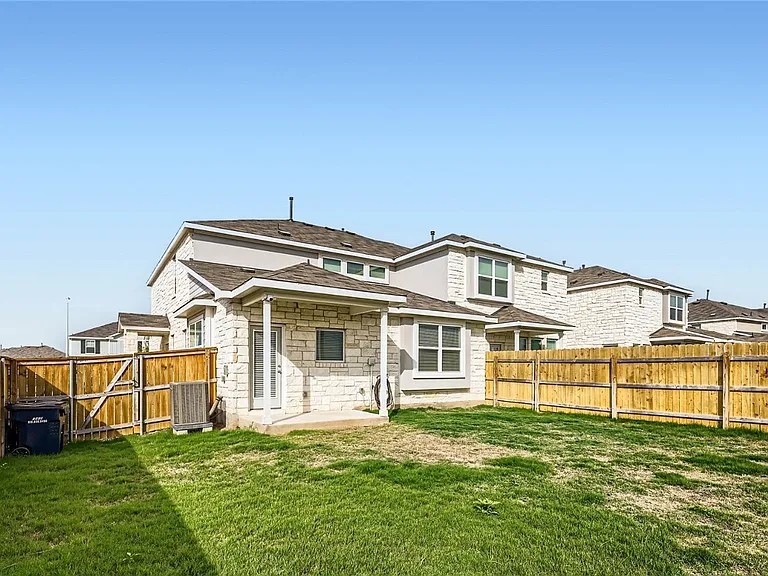 2233 Rocoso Trl — Photo 34