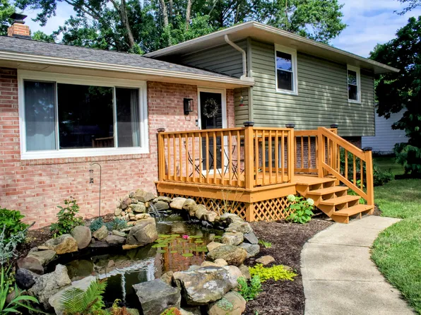 9777 Smithdale Ave NE, Hartville, OH 44632