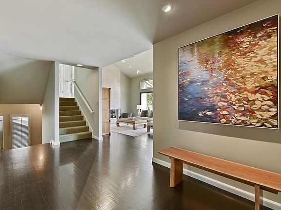 5th image of 1867 Saint Andrews Dr