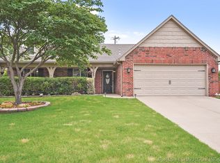 15205 E 90th Pl N, Owasso, OK 74055