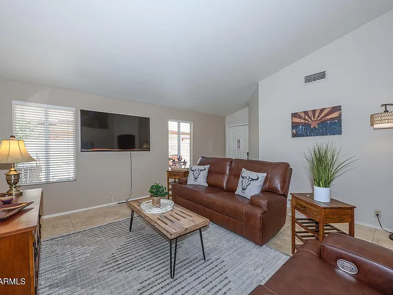 10509 W Runion Dr — Photo 5