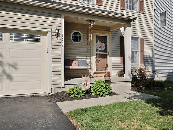 2nd image of 8549 Olenbrook Dr