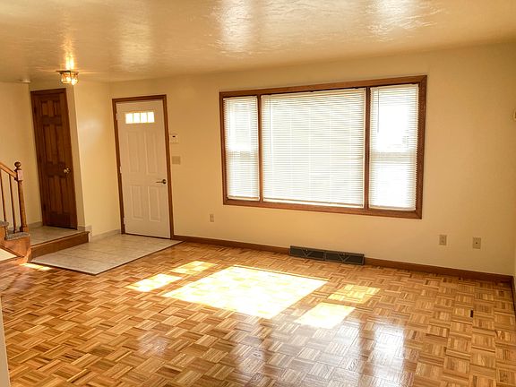 5th image of 333 Pond St APT 1