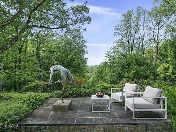 3rd image of 43 Sterling Rd