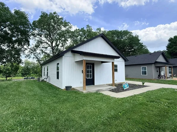 112 Audubon Ct, Charlestown, IN 47111