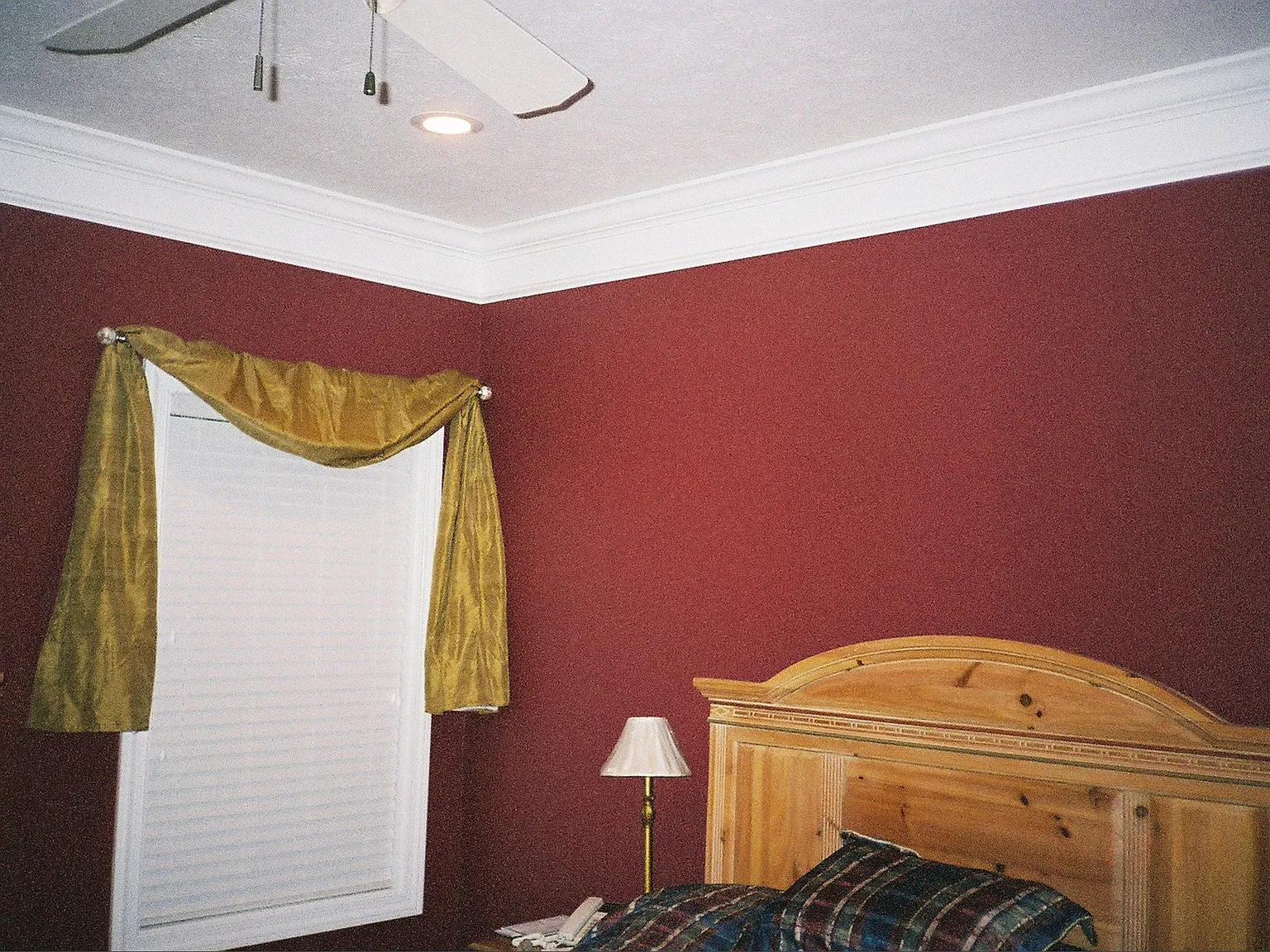 4 bed, 2.5 bath, 2346 sqft, $2,500 — Photo 3