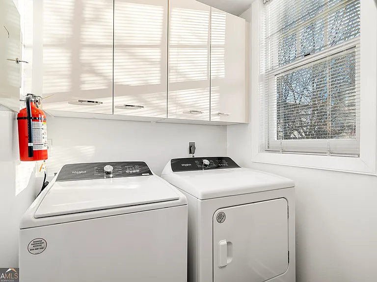2840 Peachtree Rd NW #502 — Photo 15