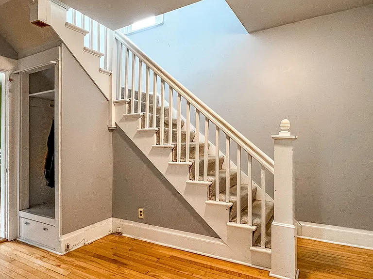 426 Summit St — Photo 8