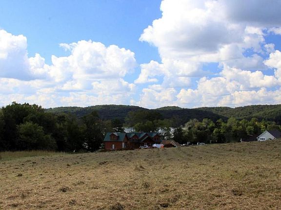 5th image of 203 Majestic View Dr